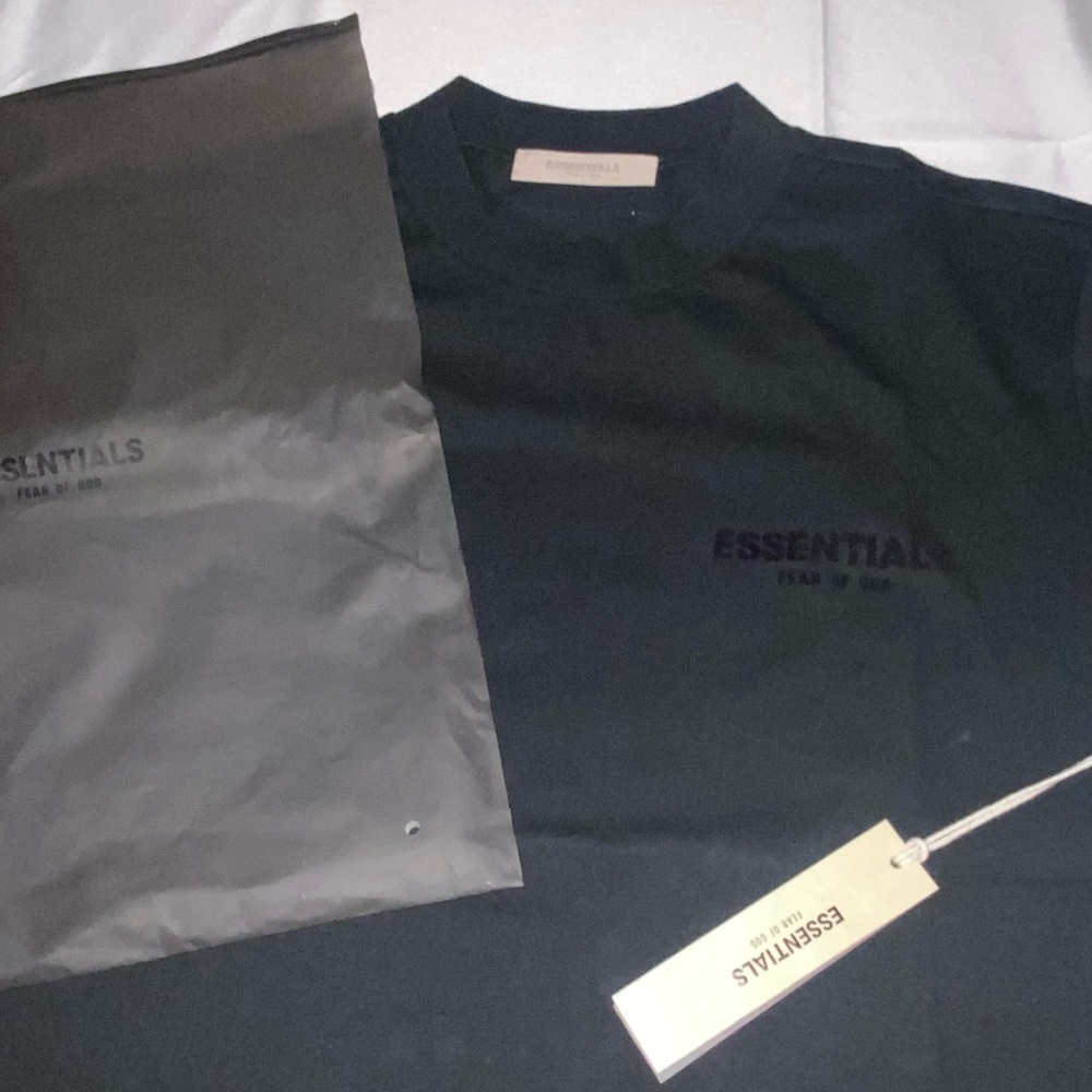 Black essentials shirt brand new never worn